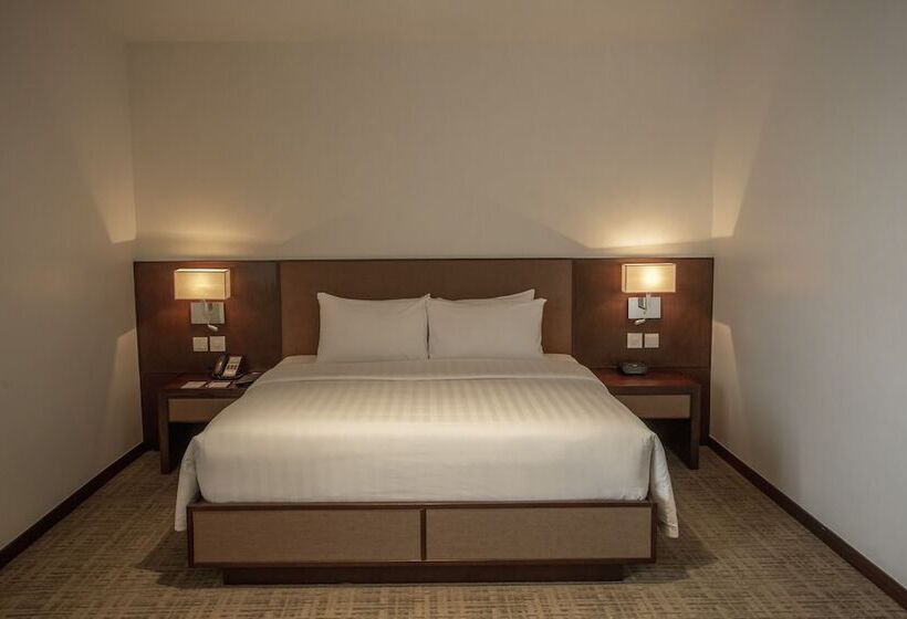 اتاق پرمیوم, Pearl River