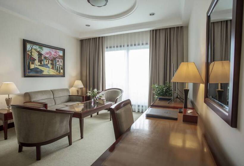 سوییت جونیور, Pearl River