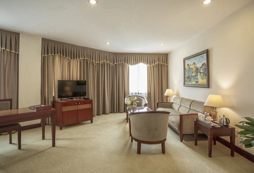 سوییت, Pearl River