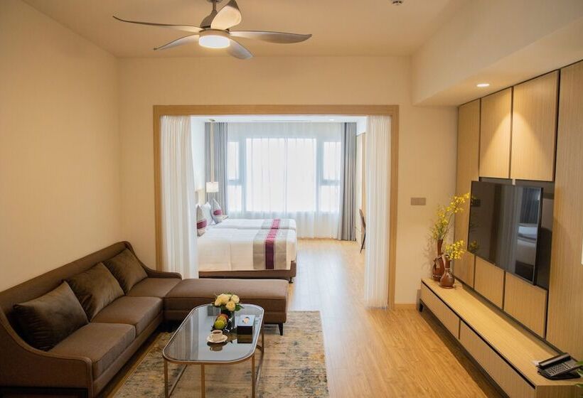 استودیوی استاندارد, Pearl River