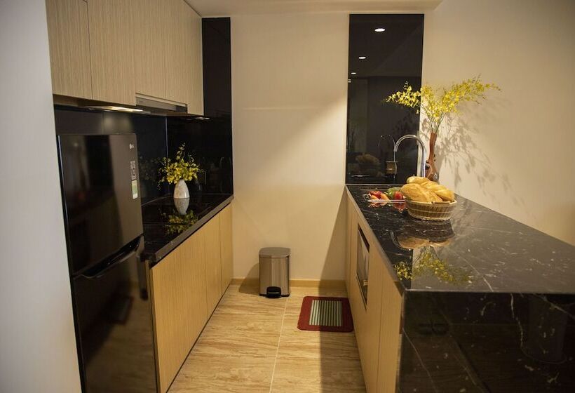 استودیوی استاندارد, Pearl River