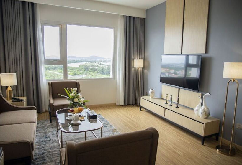 آپارتمان سوپریور 1 خوابه, Pearl River