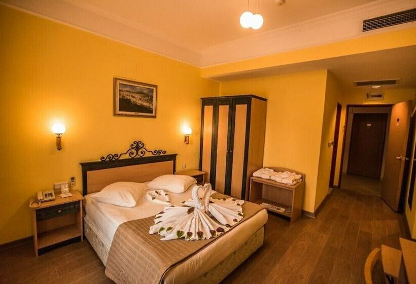 Номер Стандарт, Tassaray