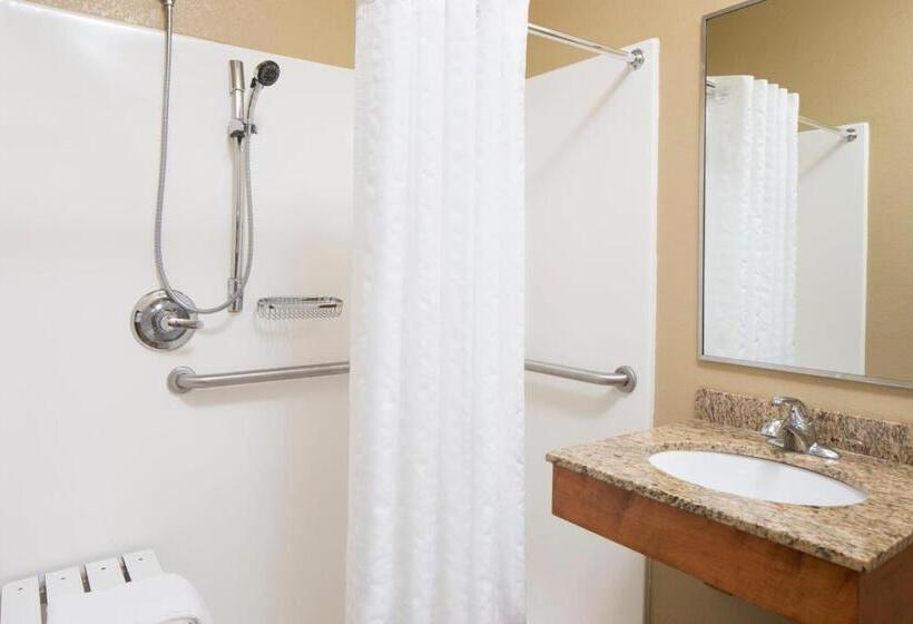 Номер Стандарт Кровать Кинг Адаптированный для Инвалидов, Candlewood Suites La Crosse, An Ihg