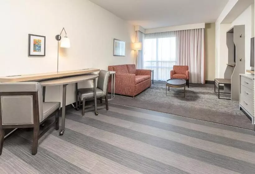 ２ダブルベッドのスタンダードルーム, Holiday Inn Hotel & Suites Memphis Wolfchase Galleria, An Ihg