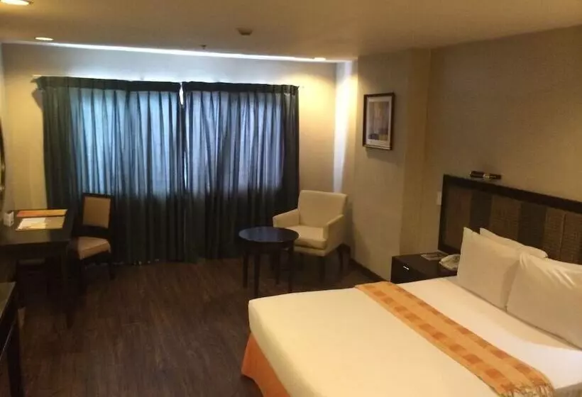 デラックススタジオ, Baguio Burnham Suites