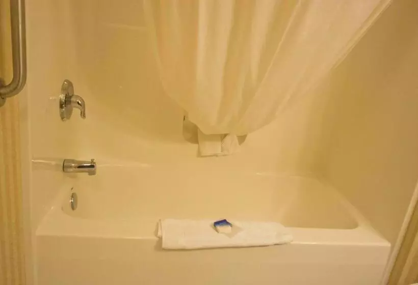 スタンダードルーム, Comfort Inn & Suites