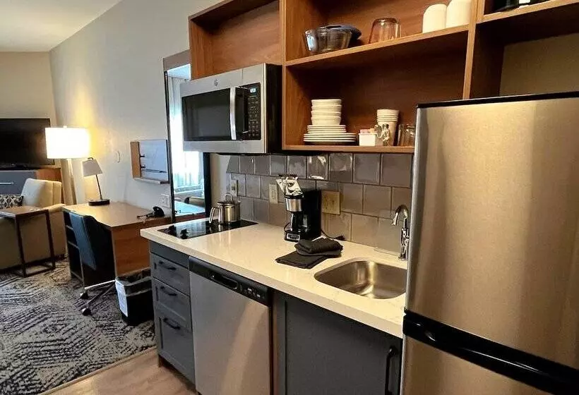 スタンダードスタジオ, Candlewood Suites Grand Junction, An Ihg