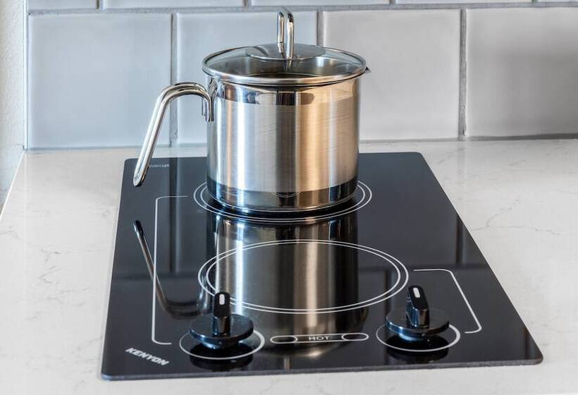 جناح لذوى الاحتياجات الخاصة, Candlewood Suites Grand Junction, An Ihg