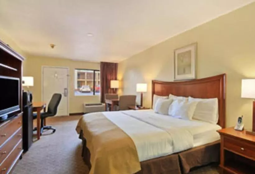 障害者適応デラックスルーム, Days Inn By Wyndham Natchitoches
