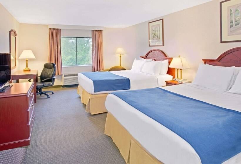 غرفة بيزنس, Days Inn & Suites By Wyndham Laurel Near Fort Meade