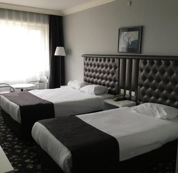 غرفة قياسية, Eken Prestige