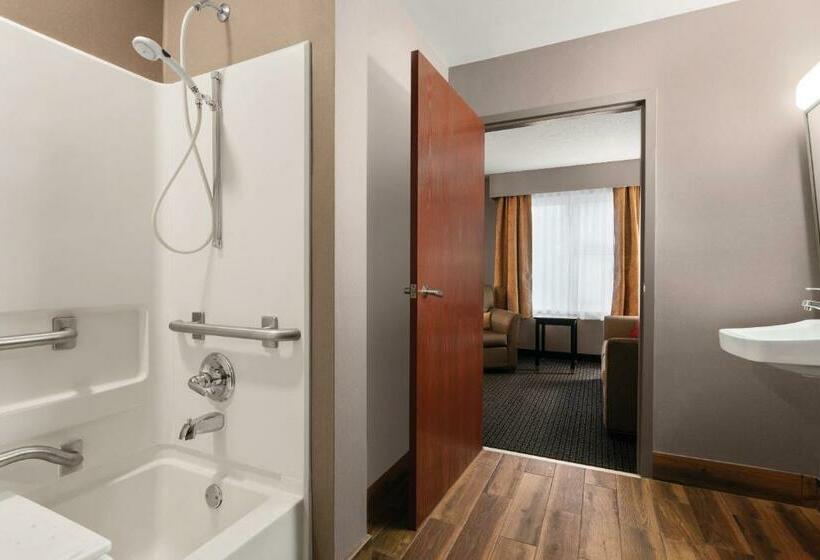 身障者適用スイートルーム, Hawthorn Suites By Wyndham Lancaster