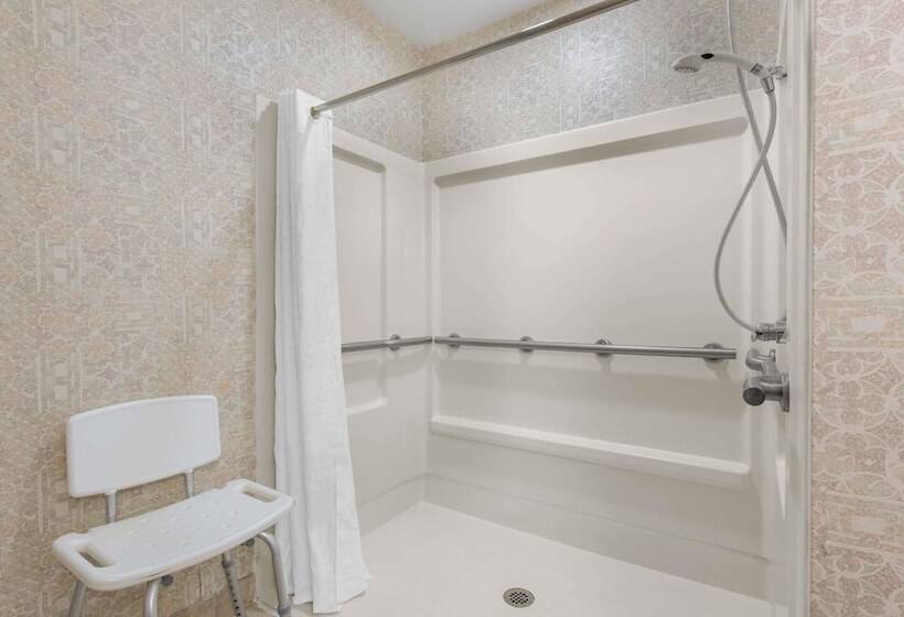 身障者適用スイートルーム, Hawthorn Suites By Wyndham Lancaster