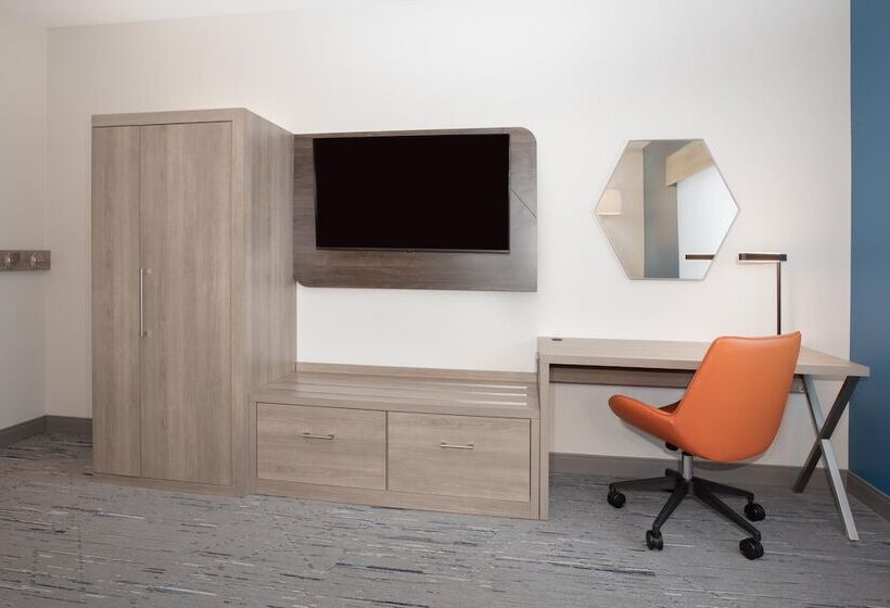 סוויטה, Holiday Inn Express Hotel & Suites Idaho Falls, An Ihg