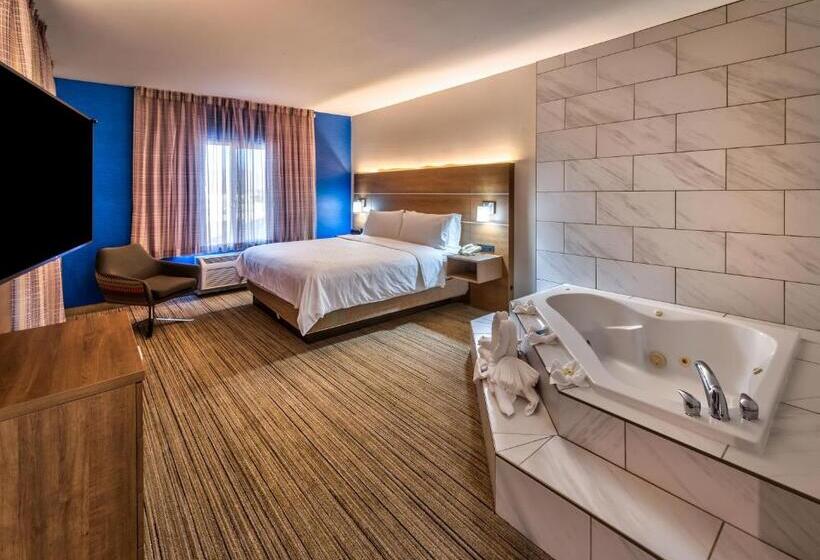 带大床的套房, Holiday Inn Express Reno Airport, An Ihg