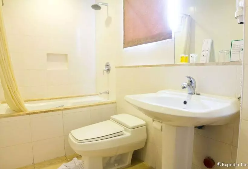 سوییت اجرایی, Lancaster Hotel Manila