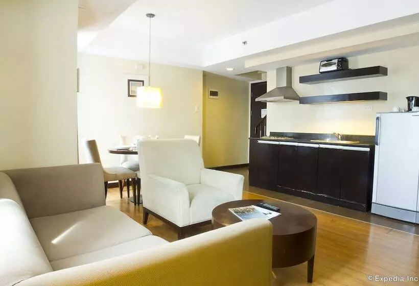 سوئیت دلوکس 2 خوابه, Lancaster Hotel Manila