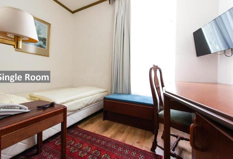 标准单人间, Löwen