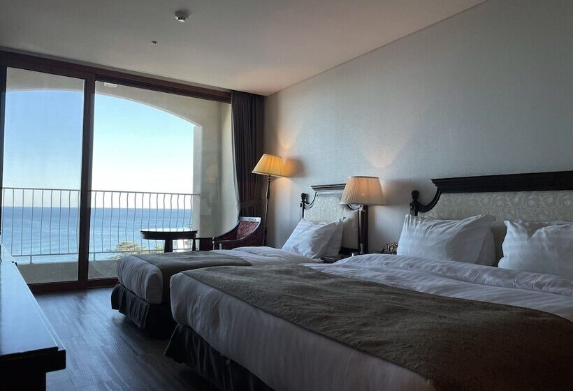 디럭스 룸 바다 전망, Maremons