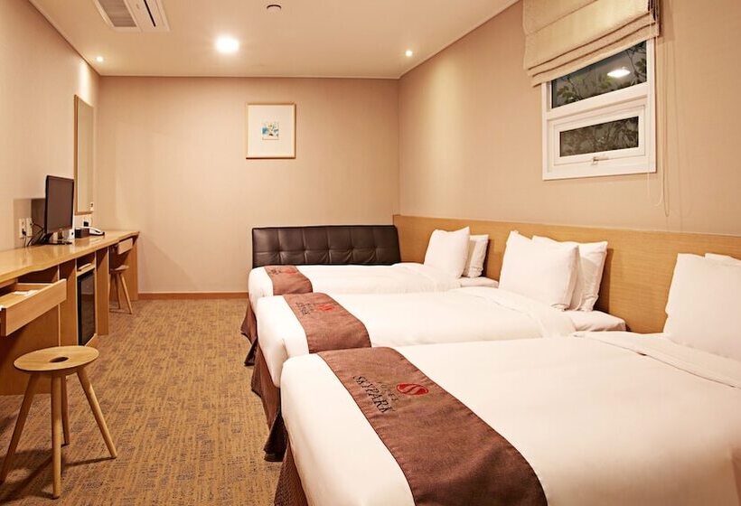 标准三人间, Skypark Myeongdong 3