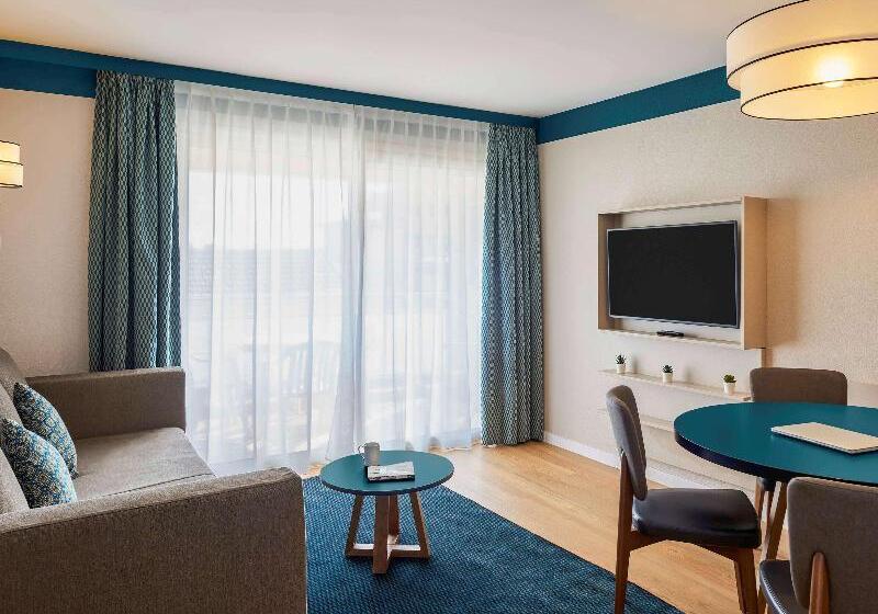 标准三人间, Skypark Myeongdong 3