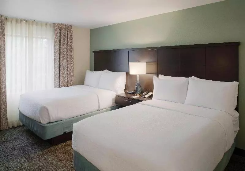 ２ベッドスイートルーム, Staybridge Suites Fayetteville, An Ihg