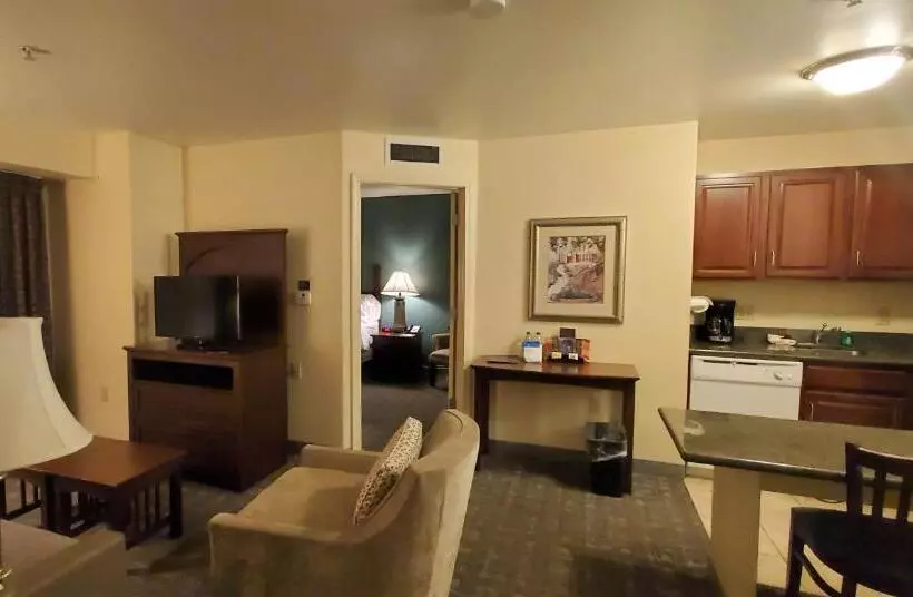 スイート, Staybridge Suites Rochester University, An Ihg
