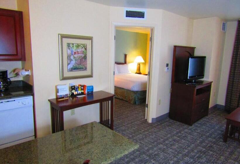 Номер Стандарт Адаптированный для Инвалидов, Staybridge Suites Rochester University, An Ihg