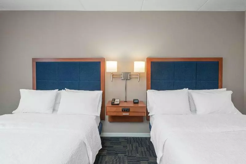 リバービュースイート, Staybridge Suites Rochester University, An Ihg