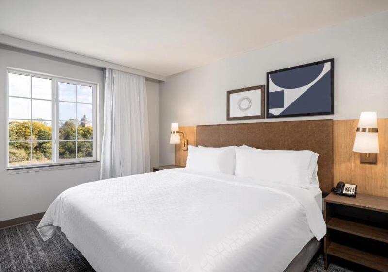 Люкс Вид на Реку, Staybridge Suites Rochester University, An Ihg