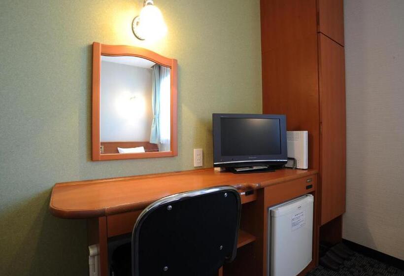 חדר סטנדרט לשלושה, Suizenji Comfort