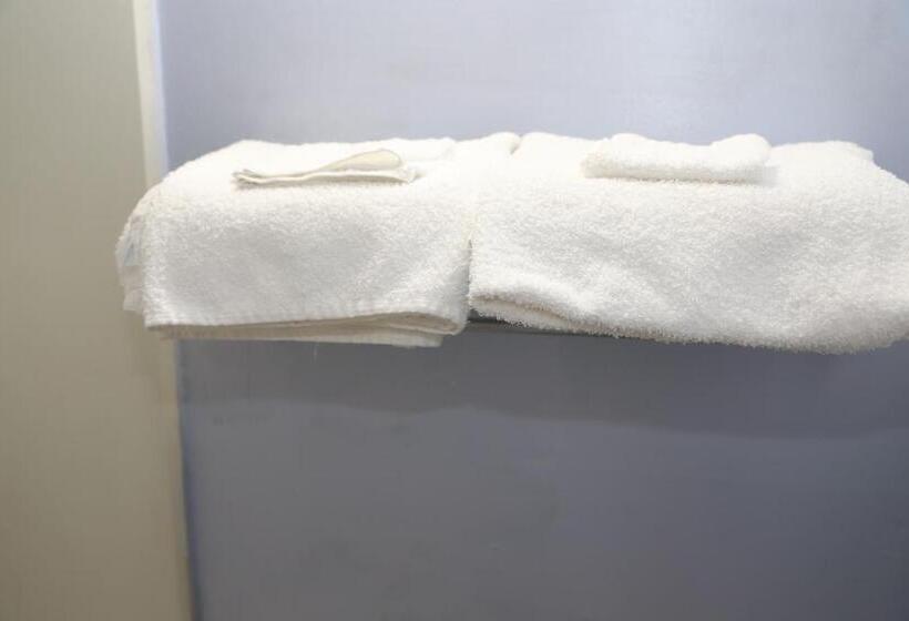 带大床的标准间, Super 8 By Wyndham Florence Sc I 95 North Hwy 76