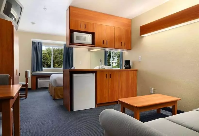 デラックススタジオ, Microtel Inn & Suites Huntsville