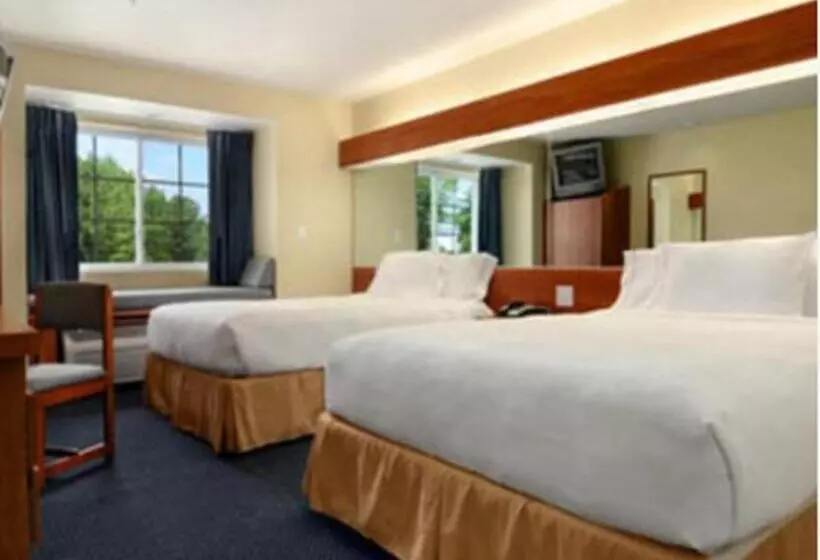 スタンダードスタジオ, Microtel Inn & Suites Huntsville
