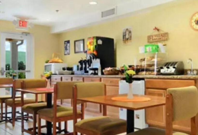 身障者適用スタンダードルーム, Microtel Inn & Suites Huntsville