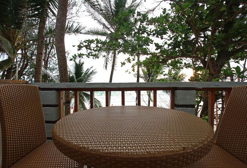 غرفة سوبيريور مطلّة علي البحر, Nigi Nigi Too Beach Resort