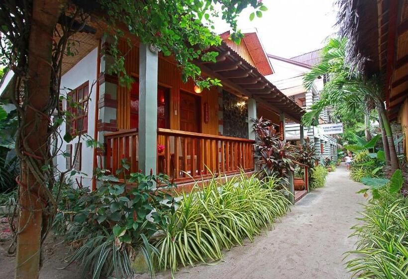 בקתה, Nigi Nigi Too Beach Resort