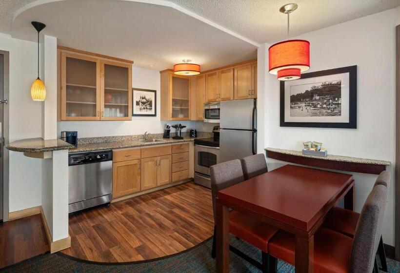 Люкс Кровать Кинг, Residence Inn Minneapolis Plymouth