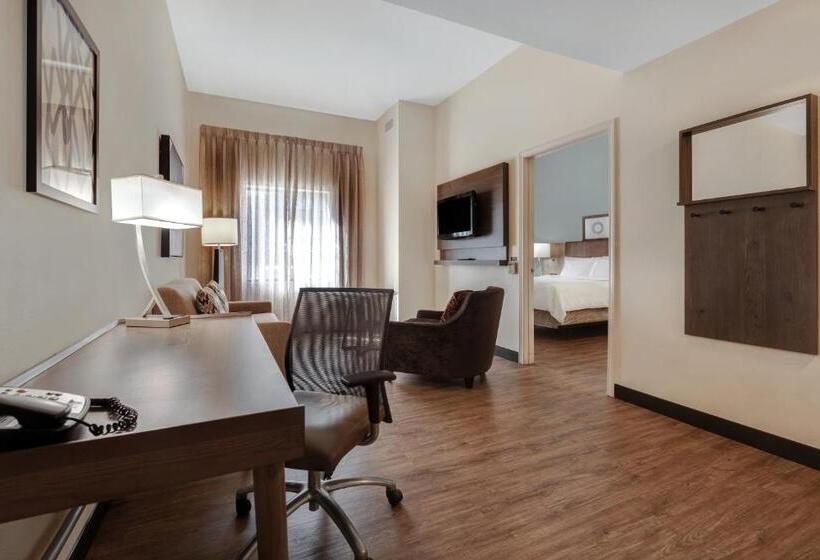 キングサイズベッドのスイートルーム, Staybridge Suites Tallahassee I 10 East, An Ihg