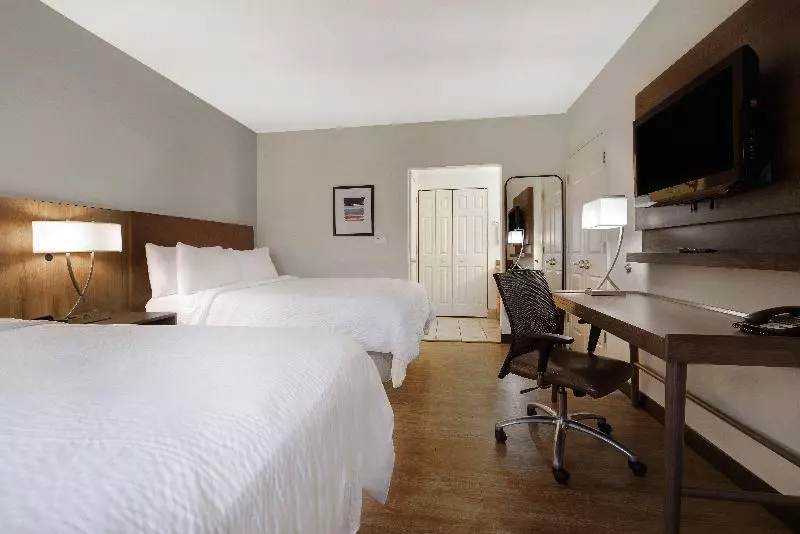 身障者適用スイートルーム, Staybridge Suites Tallahassee I 10 East, An Ihg