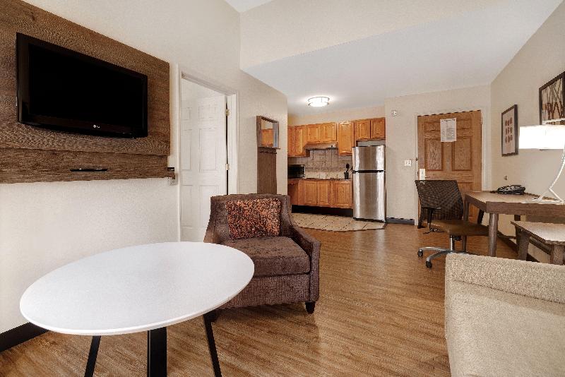 جناح لذوى الاحتياجات الخاصة, Staybridge Suites Tallahassee I 10 East, An Ihg