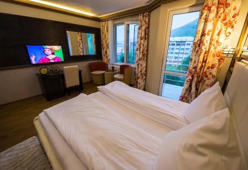 غرفة قياسية سرير كينج, Golden Spirit