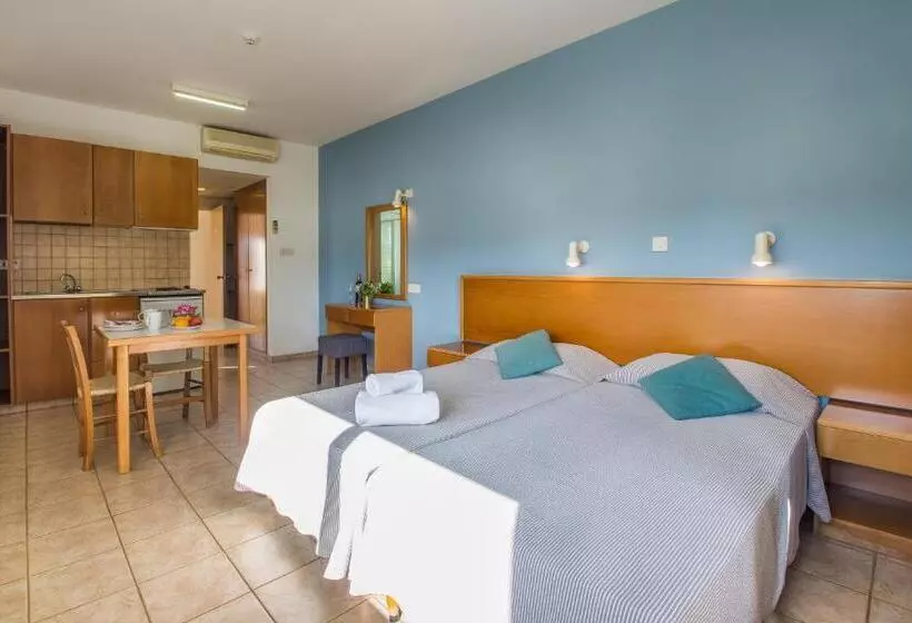 Standard-studio, Captain Karas Holidays Apartments