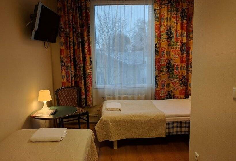 اتاق اکونومی, Center