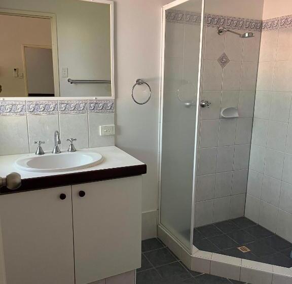 ویلای استاندارد 3 خوابه, Habitat Resort