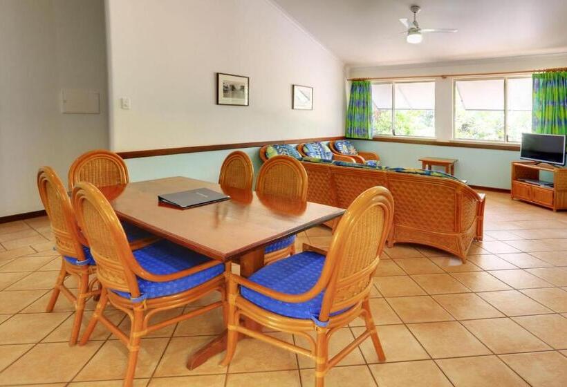 ویلای استاندارد 3 خوابه, Habitat Resort