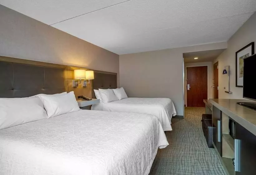 スタンダードルーム, Hampton Inn Raynhamtaunton