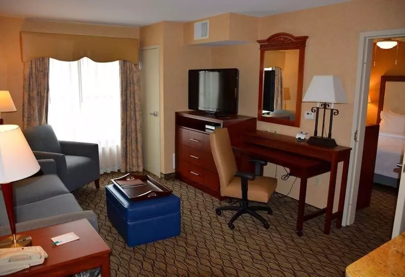 ２ベッドスイートルーム, Homewood Suites By Hilton Brighton