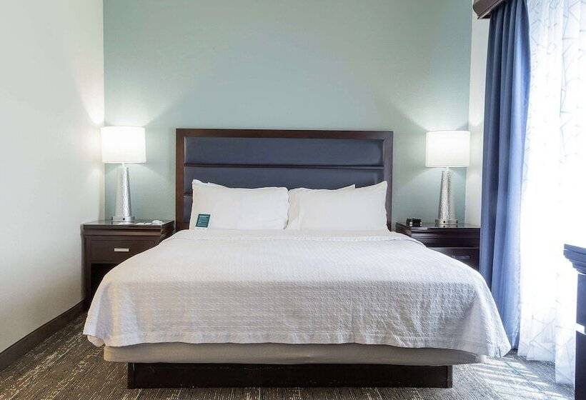 带大床的套房, Homewood Suites By Hilton Miami Airport West